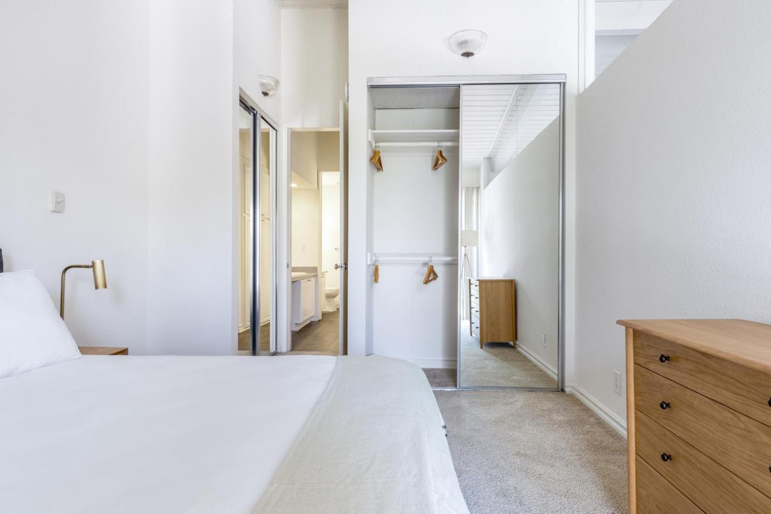 Culver 2br W Gym Pool Nr Shops Lax-330 Los Angeles
