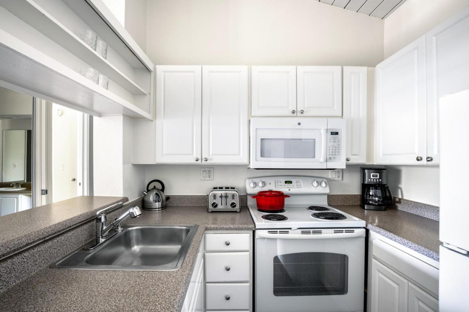 Apartment Culver 2br W Gym Pool Nr Shops Lax-330 Los Angeles
